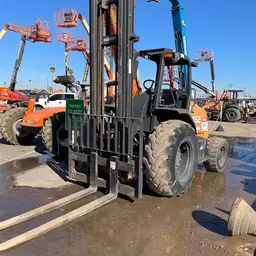2017 Case 586H Forklift