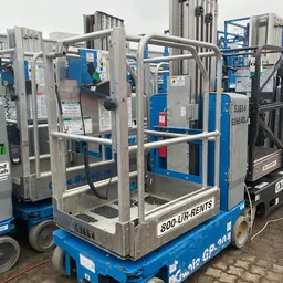 2017 Genie GR-20 Self-Propelled One-Person Lift