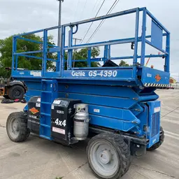 2016 Genie GS-4390 RT Rough Terrain Scissor Lift