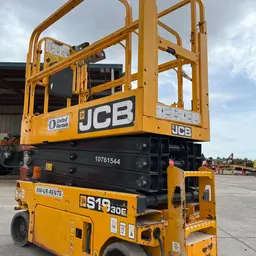 2018 JCB S1930E Scissor Lift