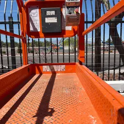 2018 Snorkel S3219E Scissor Lift