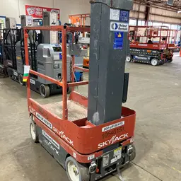 2017 Skyjack SJ12 Self-Propelled One-Person Lift