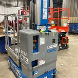 2016 Genie GR-20 Self-Propelled One-Person Lift