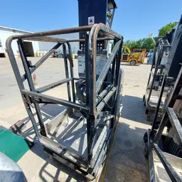 2016 JLG 20MVL Self-Propelled One-Person Lift