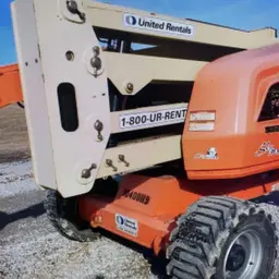 2015 JLG 450AJ Articulating Boom Lift