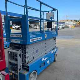 2016 Genie GS-3232 Scissor Lift