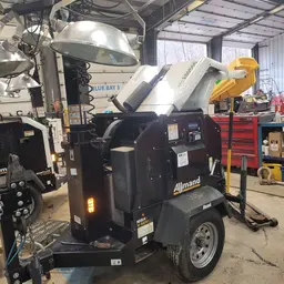 2018 Allmand NIGHT LIGHT V Towable Light Tower