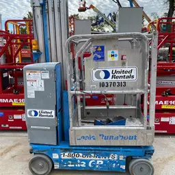 2015 Genie GR-20 Self-Propelled One-Person Lift
