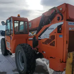 2015 SKYTRAK 8042 Forklift