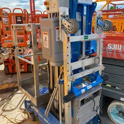 2018 Genie AWP-40SDC Pusharound Lift