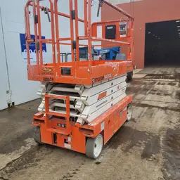 2017 Snorkel S4732E Scissor Lift