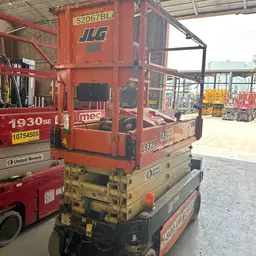 2017 JLG 1932R Scissor Lift