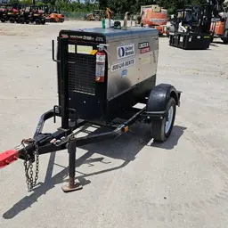 2019 Lincoln Electric VANTAGE 322 Welder