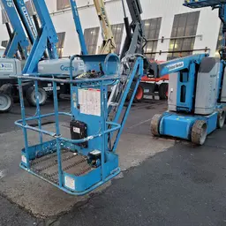 2014 Genie Z-30/20N RJ Articulating Boom Lift