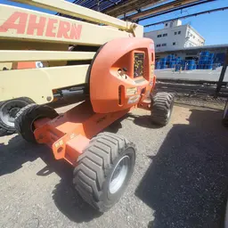 2014 JLG 450AJ Articulating Boom Lift