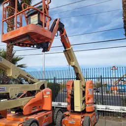 2014 JLG E300AJP Articulating Boom Lift