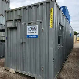 2000 MOBILE TRL 40' OC O/S Ground-Level Office Container