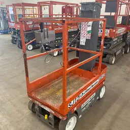 2015 Skyjack SJ12 Self-Propelled One-Person Lift