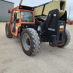 2016 JLG 642 Forklift