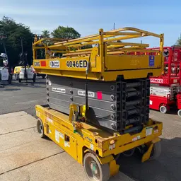 2018 GMG 4046-ED Scissor Lift