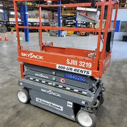 2018 Skyjack SJIII3219 Scissor Lift