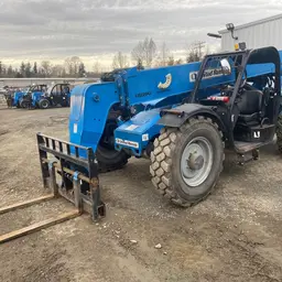 2018 SKYTRAK 8042 Forklift