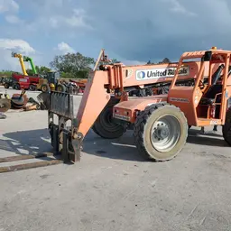 2015 SKYTRAK 6042 Forklift