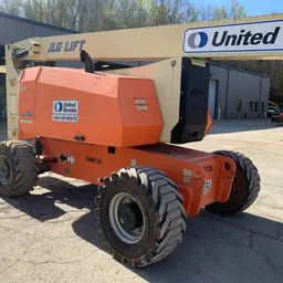 2013 JLG 800AJ Articulating Boom Lift