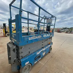 2016 Genie GS-2632 Scissor Lift