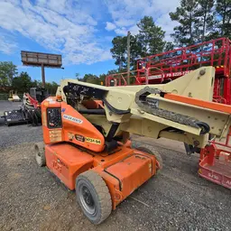 2013 JLG E400AJPN Articulating Boom Lift