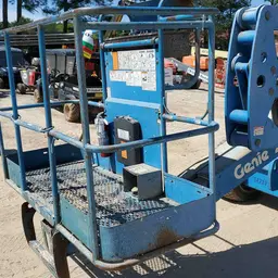 2013 Genie Z-45/25 IC Articulating Boom Lift
