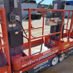 2018 Skyjack SJ16 Self-Propelled One-Person Lift