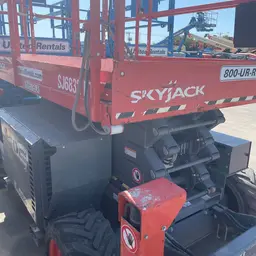 2016 Skyjack SJ6832RT Rough Terrain Scissor Lift