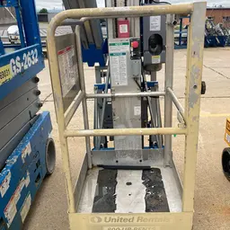2018 Genie AWP-40SDC Pusharound Lift