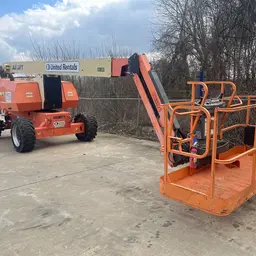 2015 JLG 800AJ Articulating Boom Lift