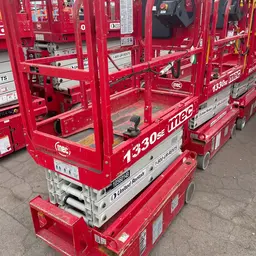 2017 MEC 1330SE Scissor Lift