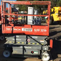 2015 Skyjack SJIII3219 Scissor Lift