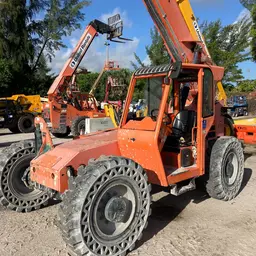 2016 SKYTRAK 6042 Forklift
