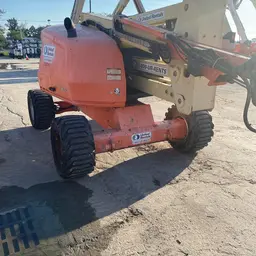 2015 JLG 450AJ Articulating Boom Lift