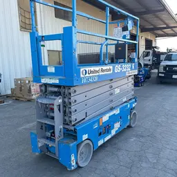2018 Genie GS-3232 Scissor Lift