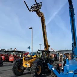 2016 JCB 509-42 Forklift