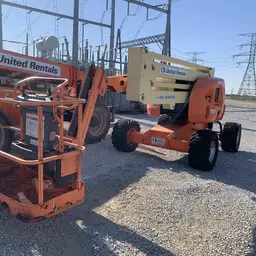 2013 JLG 450AJ Articulating Boom Lift