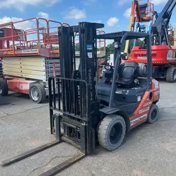 2018 Toyota 8FGU25 Warehouse Forklift