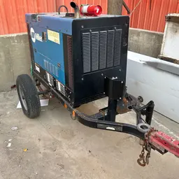 2020 Miller Welders Big Blue 300R Welder