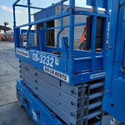 2017 Genie GS-3232 Scissor Lift