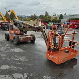 2014 JLG E450AJ Articulating Boom Lift