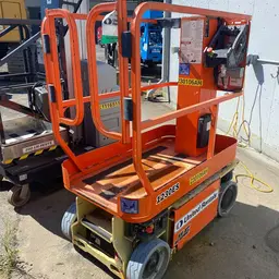 2019 JLG 1230ES Self-Propelled One-Person Lift
