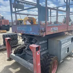 2017 Skyjack SJ6832RT Rough Terrain Scissor Lift