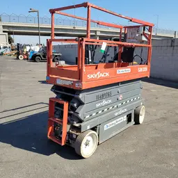 2016 Skyjack SJIII3226 Scissor Lift