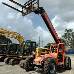 2016 SKYTRAK 6042 Forklift
